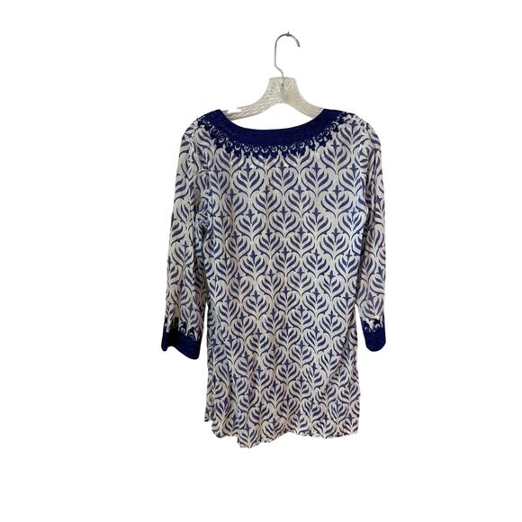 Roller Rabbit Tunic Embroidered Neckline Blue Top Size Smal - Picture 2 of 6